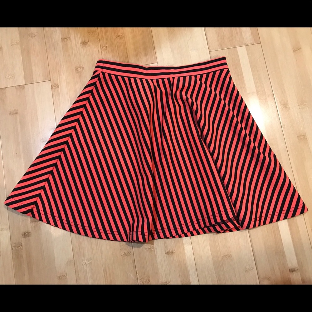 NICHII SKIRT